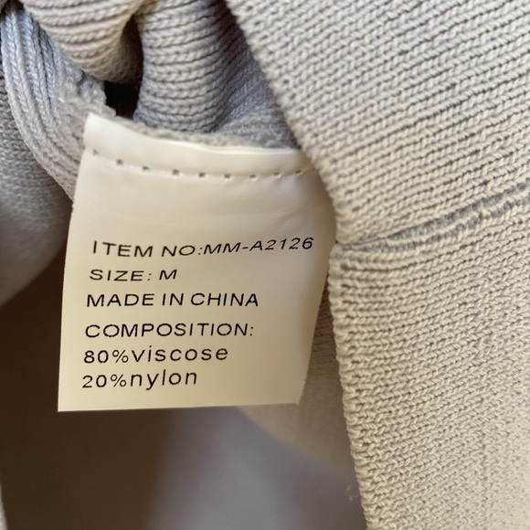 Muy Muy Star Embellished Knit Top - Picture 3 of 5